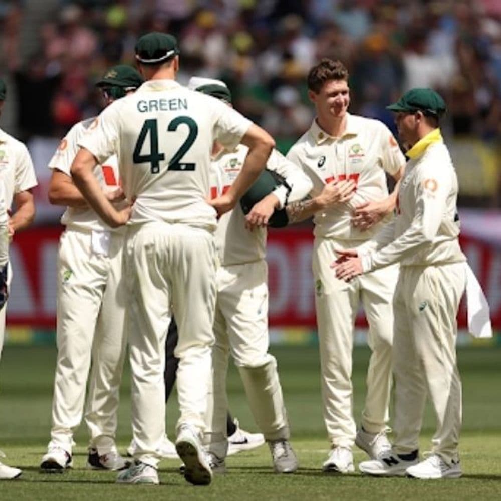 पर्थ टेस्ट की पिच ICC से ‘वेरी गुड’ रेटेड:दो दिन में एशेज का पहला मुकाबला खत्म हो गया था; पहले दिन 19 विकेट गिरे