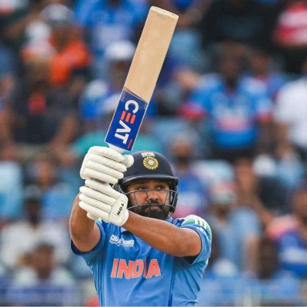 रोहित शर्मा बिना मैच खेले फिर वनडे के नंबर-1 बल्लेबाज:डेरिल मिचेल को पीछे छोड़ा, ICC रैंकिंग के टॉप-10 में चार भारतीय बैटर