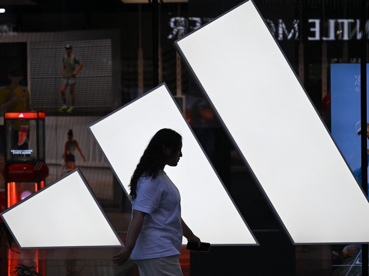 Adidas में बड़ी छंटनी, गुरुग्राम टेक हब के 50% कर्मचारियों को नौकरी से निकाला